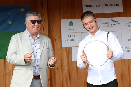 Kulturna prireditev Na lepi Menišiji 14 foto Ljubo Vukelič